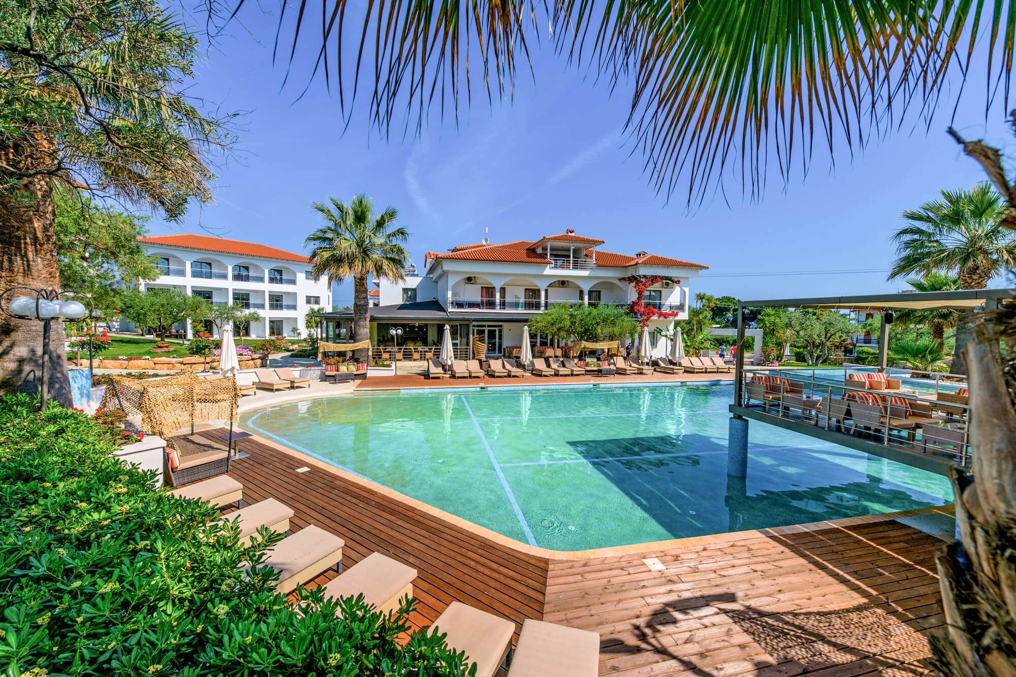Flegra_Palace pool view_623